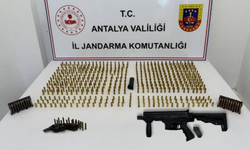 Kaçak silah deposuna operasyon!