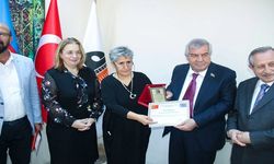 Ankara'da Kızılelma Türk Dünyası Üstün Hizmet Ödülleri sahiplerini bulacak