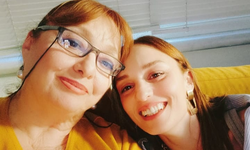 Nilperi Şahinkaya'dan korkutan paylaşım: "Annemsiz yapamıyorum, beni affedin"
