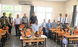 Öğrencilere fidan hediye edildi