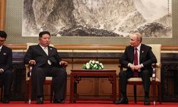 Putin ile Kim Çin'de bir araya geldi