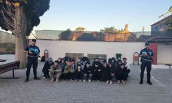 Sahil güvenlik ekipleri, Didim’de 23 düzensiz göçmeni yakaladı