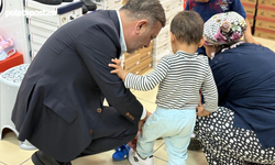 Sincanlı ailelerin yüzü güldü! Belediye'den 8 bin 351 öğrenciye kırtasiye ve okul kıyafeti desteği
