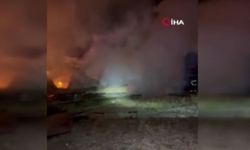 Çıkan yangında üç ev kullanılamaz hâle geldi