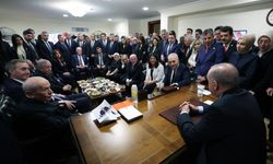 Erdoğan, siyasi parti liderleriyle bir araya geldi!