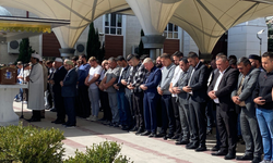 Ankara'da trafik kazasında hayatını kaybeden kardeşler toprağa verildi