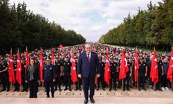 Ankara’nın başkent oluşunun 102. yılında Keçiörenliler Anıtkabir’de