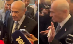 Bahçeli sorulan soruyu beğenmedi: El hareketi dikkat çekti!