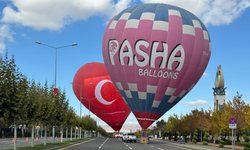 Kapadokya’nın yerli balonları Başkent semalarında yükseldi