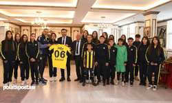 Beypazarı'nın "Geleceğin Şampiyonları" belediyeyi ziyaret etti