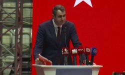 CHP İzmir İl Kogresi'nin tek adayı kürsüde bayıldı