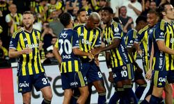 Ligde istediği performansı sergileyemeyen Fenerbahçe’de arayış sürüyor
