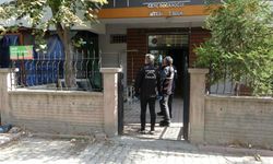 Genç kız, 3 katlı apartmanın balkonundan düştü!