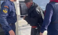 Yüzerek Yunanistan'a kaçmaya çalıştı: Yorulunca yardım çağırdı