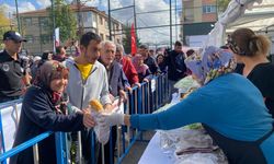 Başkentte Karadeniz rüzgarı esiyor! Festival açılışında 1 ton hamsi dağıtıldı