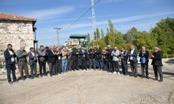 Kahramankazan'daki o mahalle tarihinde ilk kez asfaltla buluştu