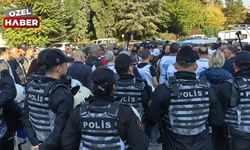 KESK üyelerinin yürüyüşü Ankara'da polis tarafından engellendi