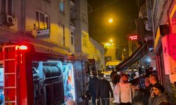 Kız isteme merasiminde facia: Havai fişek evi yaktı