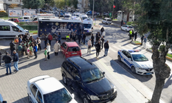 Öğrenci servisi kamyonete çarptı! Feci kazada çok sayıda yaralı var