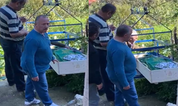 Yolu bulunmayan köyde cenazeyi teleferikle taşıdılar!
