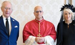 491 yıl sonra bir ilk: Kral Charles ve Papa Leo Sistine Şapeli’nde birlikte dua etti