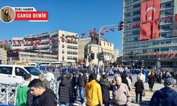 Vatandaşlar meydanlara indi: Ulus'ta Cumhuriyet Bayramı coşkusu