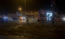 Yolcu otobüsü ile otomobil çarpıştı