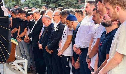 İYİ Parti İlçe Başkanın acı günü! Trafik kazasında hayatını kaybeden yeğenini toprağa verdi