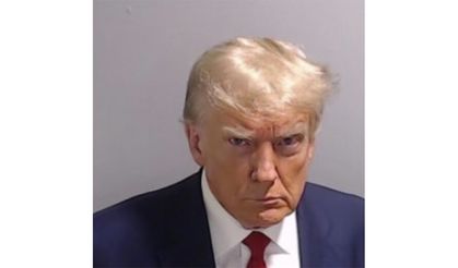 Trump’ın sabıka fotoğrafı milyonlarca dolar getirdi