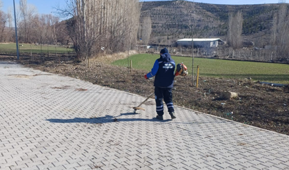 Akyurt Belediyesi çevre düzenleme çalışmalarına devam ediyor