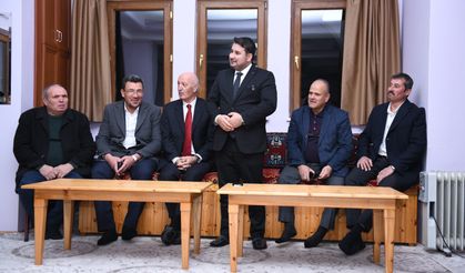 Baikan Çırpanoğlu, Ahi Mahallesi'nde vatandaşlarla buluştu