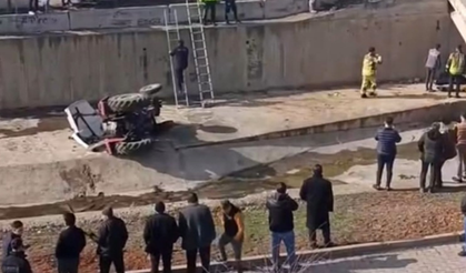Çubuk’ta traktör çaya uçtu!
