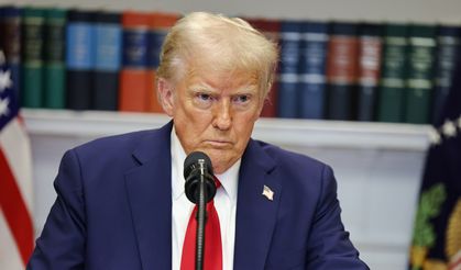 Trump uçak kazasında kuleyi suçladı