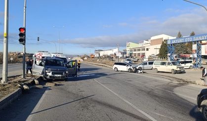Akyurt’ta feci kaza: 6 kişi yaralandı!