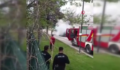 Ankara’da park halindeki temizlik aracı alev topuna döndü