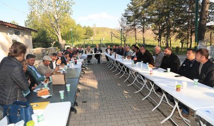 Ayaş Belediye Başkanı Demircioğlu, muhtarlarla bir araya geldi