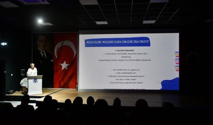 Kalecik Belediyesinden gençlere yönelik rehberlik semineri