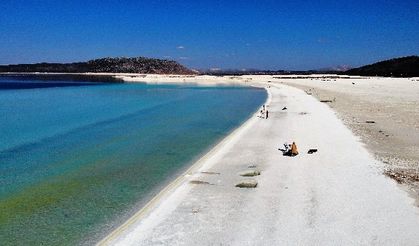 Salda Gölü'ne giren baba-oğuldan acı haber!