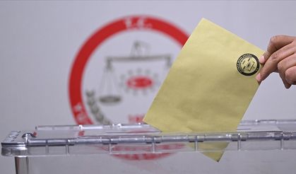Siyasette istifa dalgası sürüyor: Meclis üyesi partisinden istifa etti