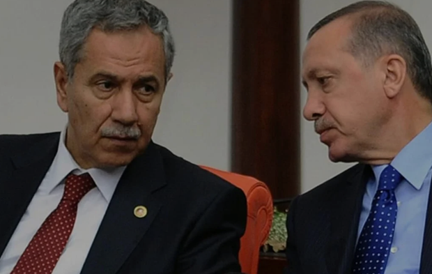 Bülent Arınç, AK Parti'yi topa tuttu!