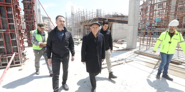 Başkan Yaşar inşaat çalışmalarını inceledi
