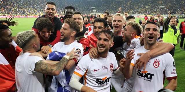 Kutlamalar başladı! İşte Galatasaray'ı şampiyon yapan maçtan görüntüler...