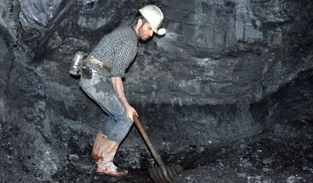 Beypazarı kömür madeninde göçük yaşandı: Yaralılar var!