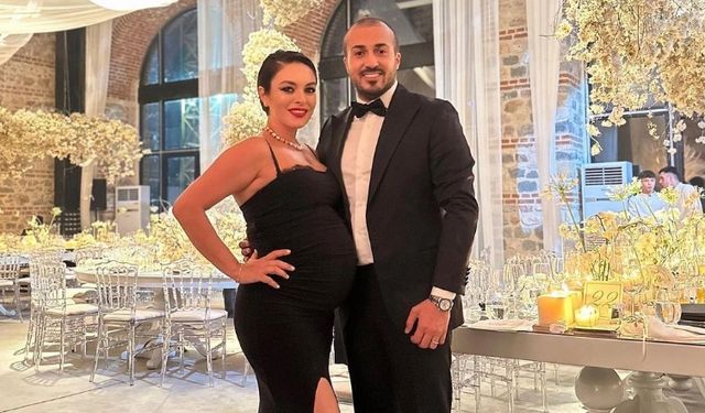 Ezgi Mola ve Mustafa Aksakallı boşandı!