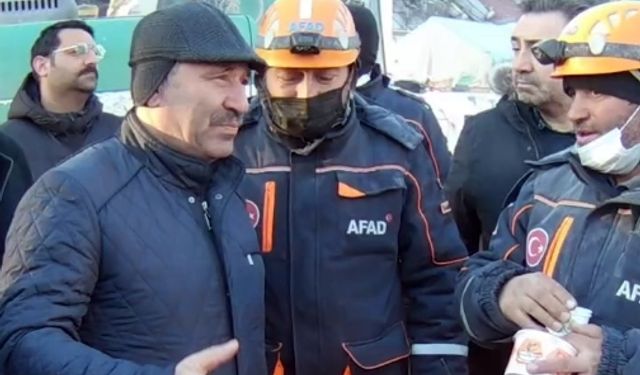 Etimesgut Belediye Başkanı Demirel: "Yaraları el ele saracağız"