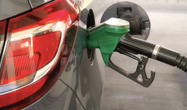 Benzin ve motorine dev zam! İşte 21 Mart güncel akaryakıt fiyatları