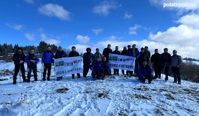 İnsan ve Medeniyet Hareketi Ankara arama kurtarma ekibinden, Arkut Dağı'nda doğa yürüyüşü
