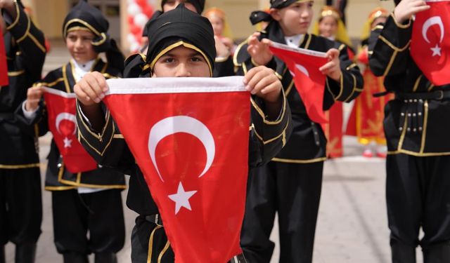 23 Nisan Mamak'ta dolu dolu geçecek!