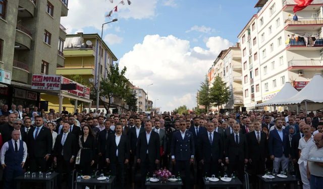 MHP Etimesgut İlçe Başkanlığı'nda görev değişimi: İsa Murat Gül yeni ilçe başkanı oldu!