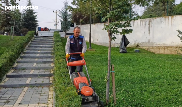 Akyurt Belediyesi Balıkhisar Parkı'nda Çim Bakımı Tamamlandı